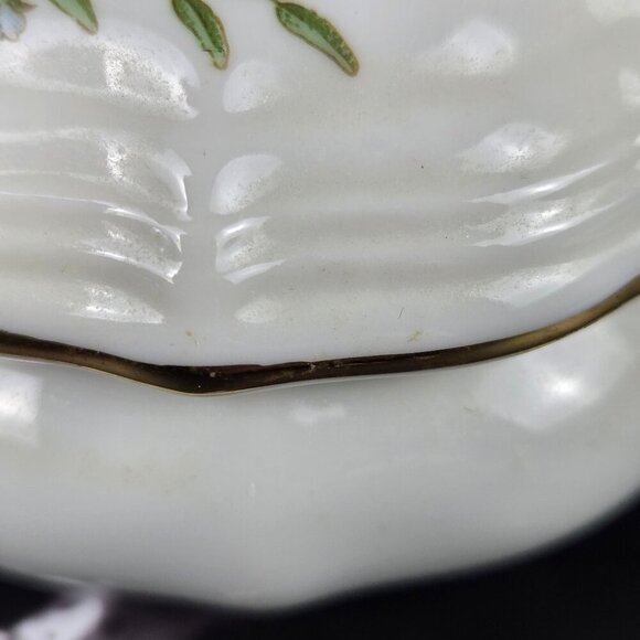 Vintage Avon 1983 Musical Trinket Box "Memories are for Sharing" Porcelain WORKS - Picture 8 of 13